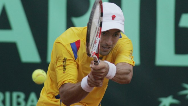 Santiago Giraldo against Canada at 2010 Davis Cup play-off. 