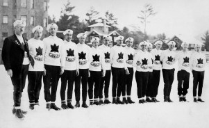 L'équipe masculine de ski du Canada participe aux Jeux olympiques d'hiver de Lake Placid de 1932. (Photo PC/AOC)