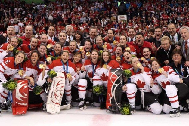 Hockey féminin 2010 Photo : La Presse Canadienne