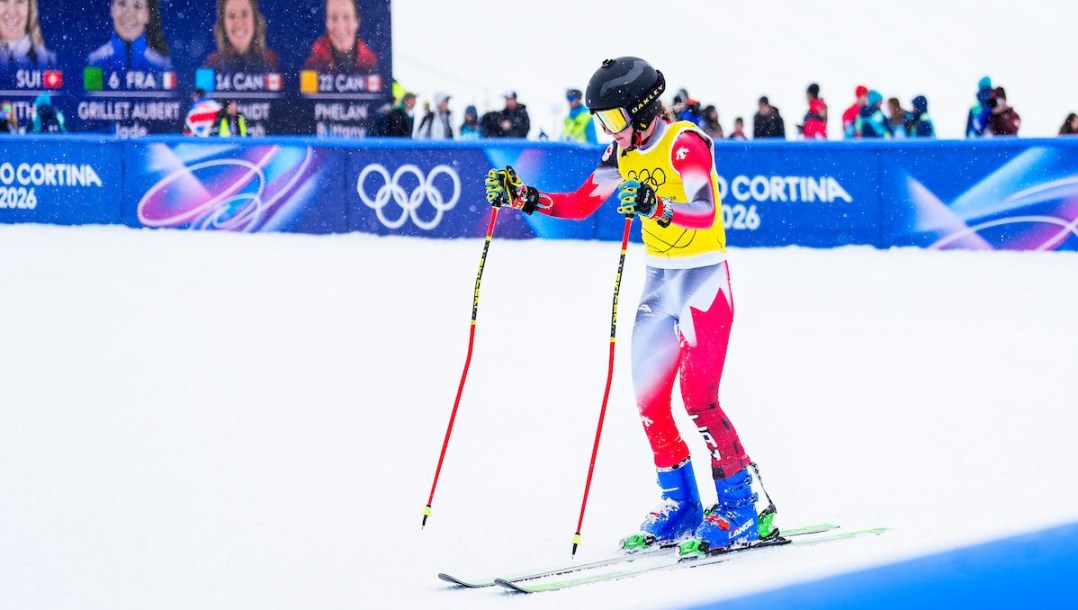 Brittany Phelan réagit après une course.