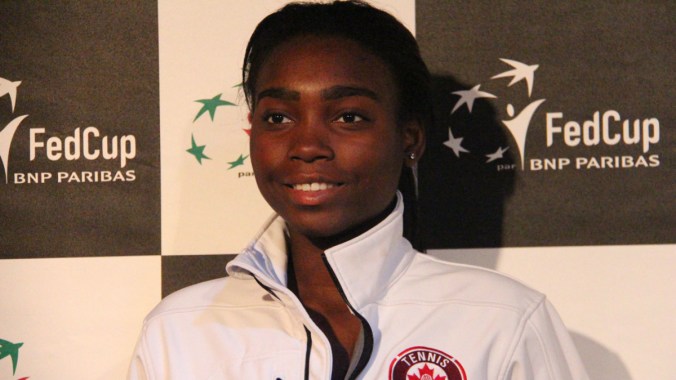 Françoise Abanda Françoise Abanda lors du tirage au sort en vue de la Coupe Fed contre la Roumanie. 17 avril 2015 2015.