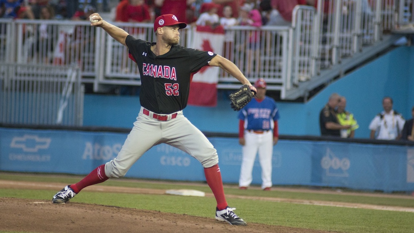 Chris Leroux - Baseball. Photo par Jeffrey Sze