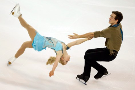 France Figure Skating Julianne Seguin et Charlie Bilodeau (Crédit photo: AP Photo/Francois Mori)