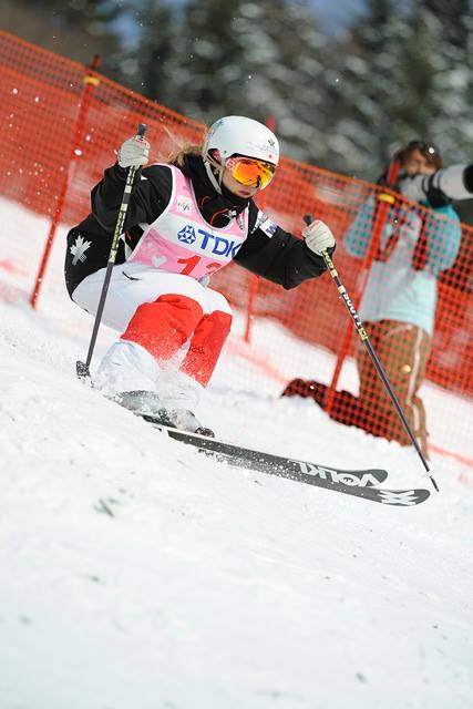 Audrey Robichaud a répété son résultat de l'an dernier pour décrocher sa première médaille de Coupe du monde cette saison à Tazawako, le 27 février 2016 (Photo : HIROYUKI SATO (Satton Press))