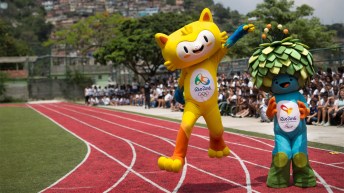 Deux mascottes des Jeux de Rio 2016