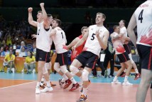 L'équipe canadien de volleyball masculin, Rio 2016. 7 août 2016. Photo du AP/Jeff Roberson