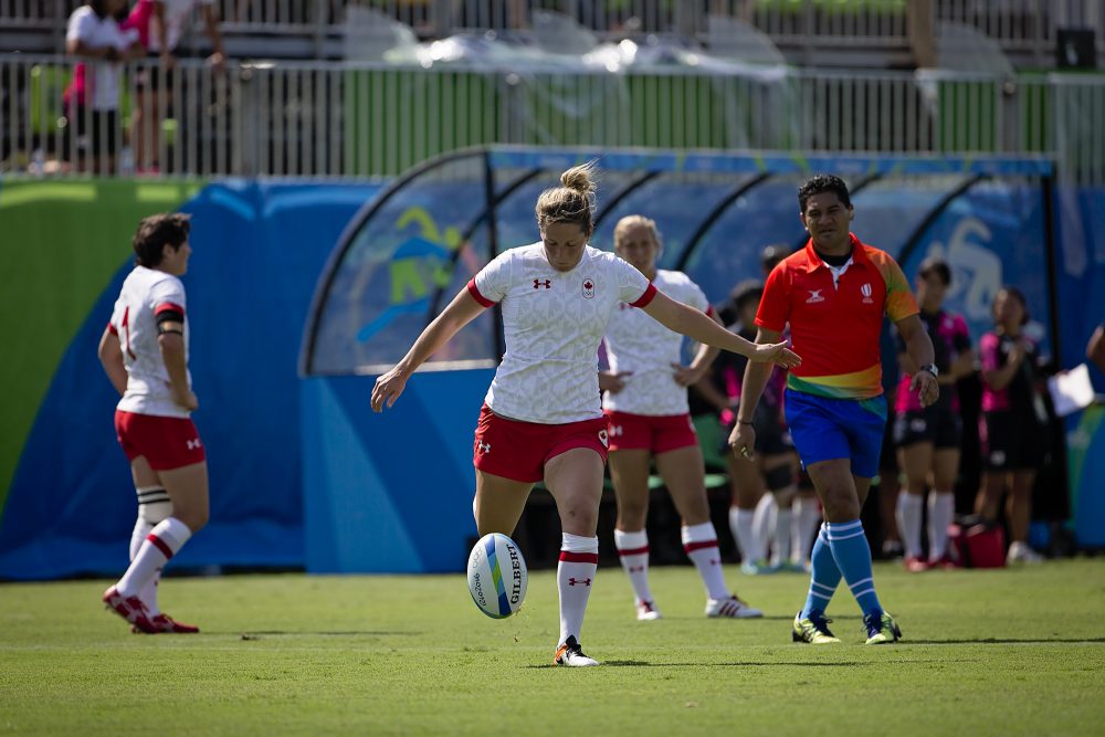 L'équipe féminine de Rugby gagne contre le Japon lors de son premier match olympique le 6 août 2016 à Rio de Janeiro. (Photo: Paige Stewart pour Rugby Canada)