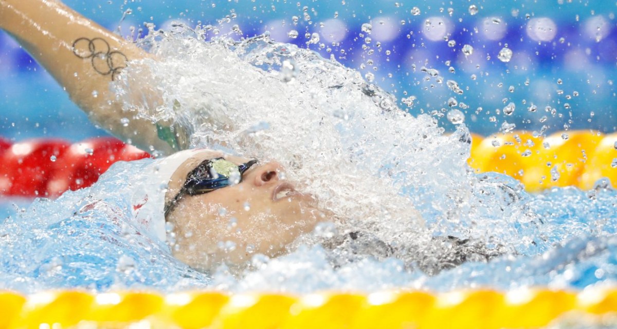 Hilary Caldwell en finale du 200 m dos aux Jeux de Rio, épreuve dans laquelle elle a gagné la médaille de bronze. 12 août 2016. Photo Mark Blinch