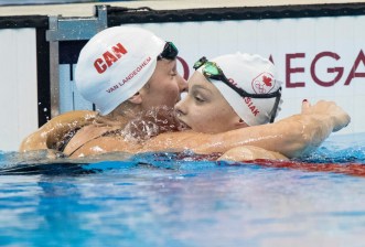 Penny Oleksiak et Chantal Van Landeghem, Rio 2016. 10 août 2016. Photo du COC/Jason Ransom.