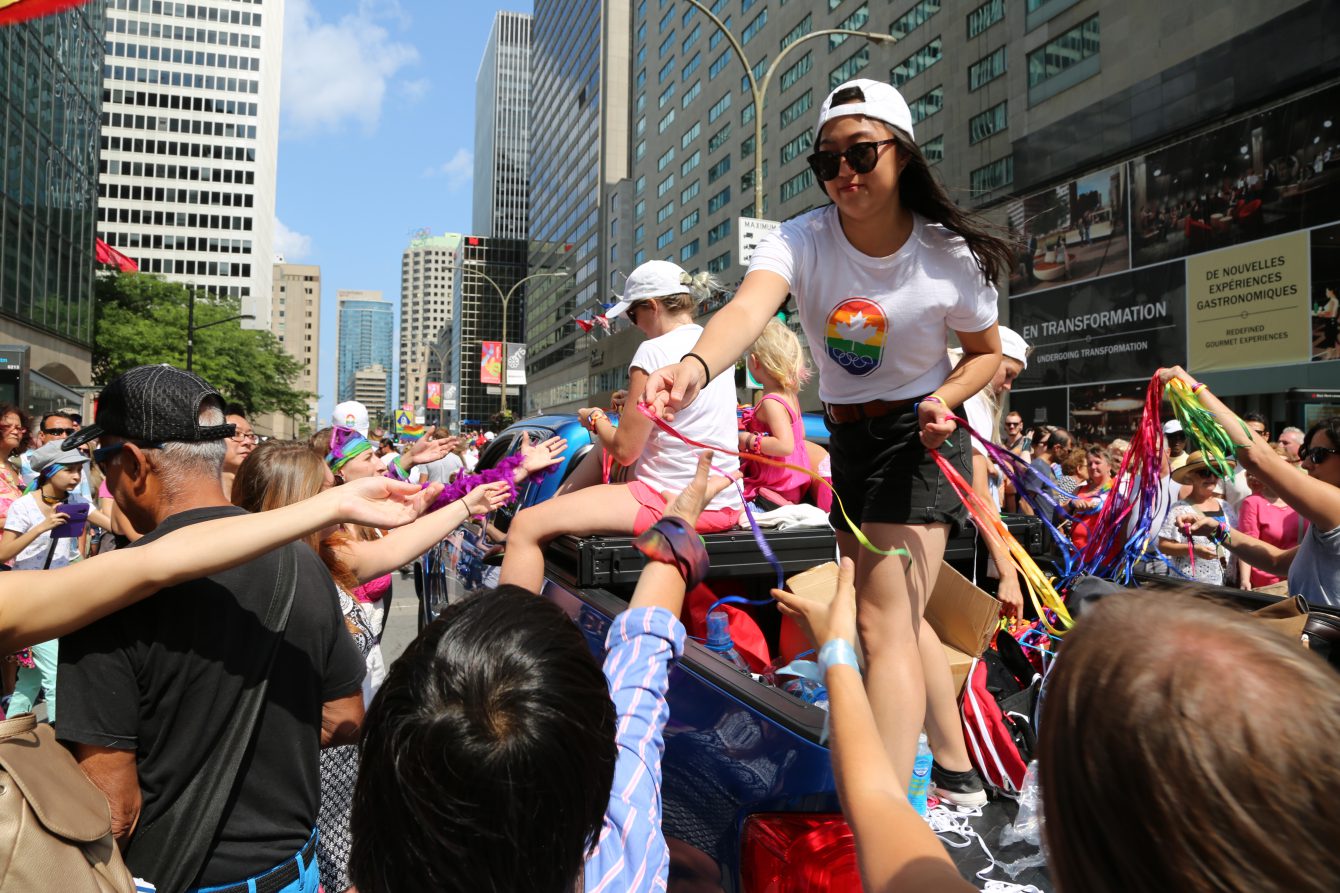 Équipe Canada lors du défilé de Fierté Montréal, le dimanche 20 août 2017. (Photo: COC/Steve Boudreau)