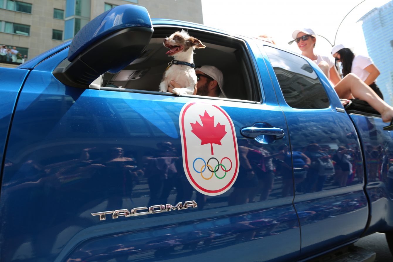 Équipe Canada lors du défilé de Fierté Montréal, le dimanche 20 août 2017. (Photo: COC/Steve Boudreau)