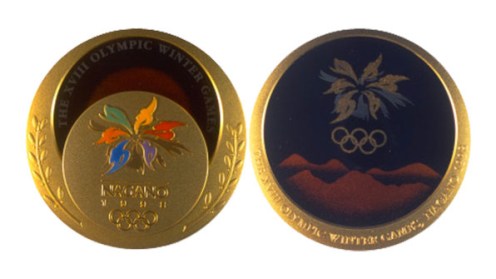 LEs médailles de Nagano 1998. (Photo : Olympic Artifacts)