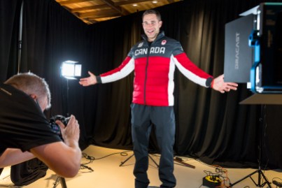 HBC Canada Kit Launch John Morris lors du dévoilement de la collection d'Équipe Canada pour PyeongChang 2018, à Toronto, le 3 octobre 2017. (Photo : COC)