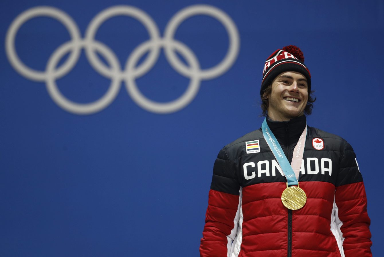 Le médaillé d'or du big air en snowboard, Sébastien Toutant. (AP Photo/Patrick Semansky)