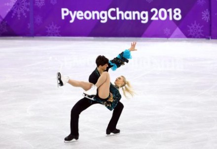 Equipe Canada - patinage artistique - Piper Gilles - Paul Poirier - Pyeongchang 2018 Piper Gilles et Paul Poirier patinent leur programme court de danse sur glace aux Jeux olympiques de PyeongChang, le 19 février 2018. Photo COC/Vaughn Ridley