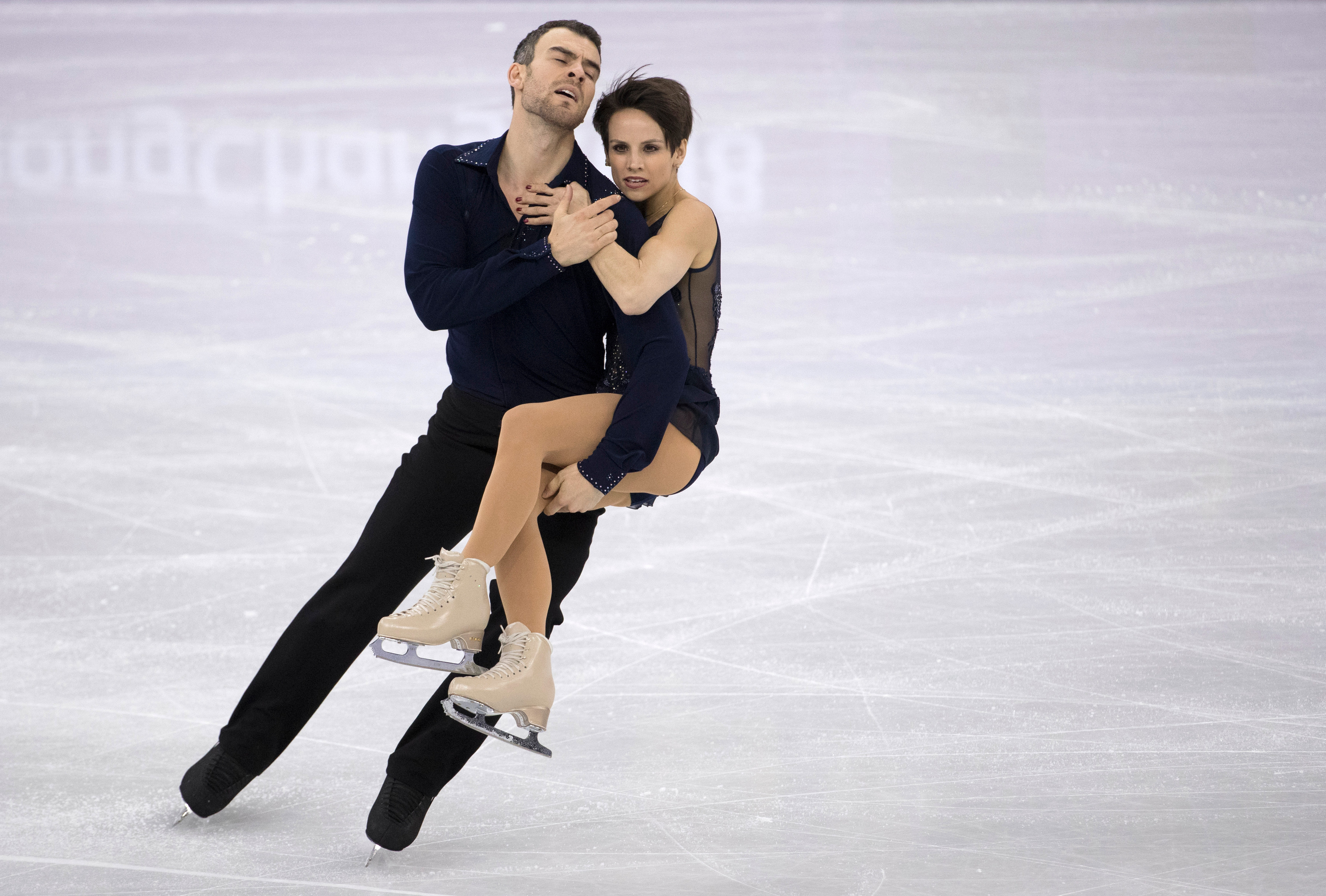 Eric Radford et Meagan Duhamel lors du programme court de l’épreuve par équipes aux Jeux olympiques de PyeongChang, le 12 février 2018. (Photo: Jason Ransom/COC)