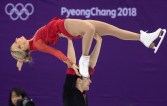 Kirsten Moore-Towers et Michael Marinaro lors du programme court chez les couples aux Jeux olympiques de PyeongChang 2018. (COC/Jason Ransom)