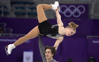 Julianne Séguin et Charlie Bilodeau lors du programme court chez les couples aux Jeux olympiques de PyeongChang 2018.(COC/Jason Ransom)