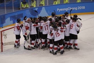 Équipe Canada a remporté la médaille de bronze en hockey masculin. (Photo: Jason Ransom/COC)