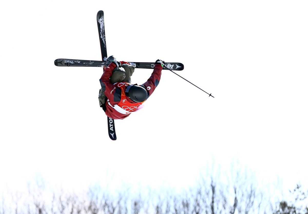 Mike Riddle lors de la finale de ski demi-lune, le 22 février 2018. Photo COC/Vaughn Ridley