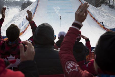 Alex Beaulieu-Marchand comptait sur de nombreux partisans lors de la finale en ski slopestyle. (Photo/David Jackson)