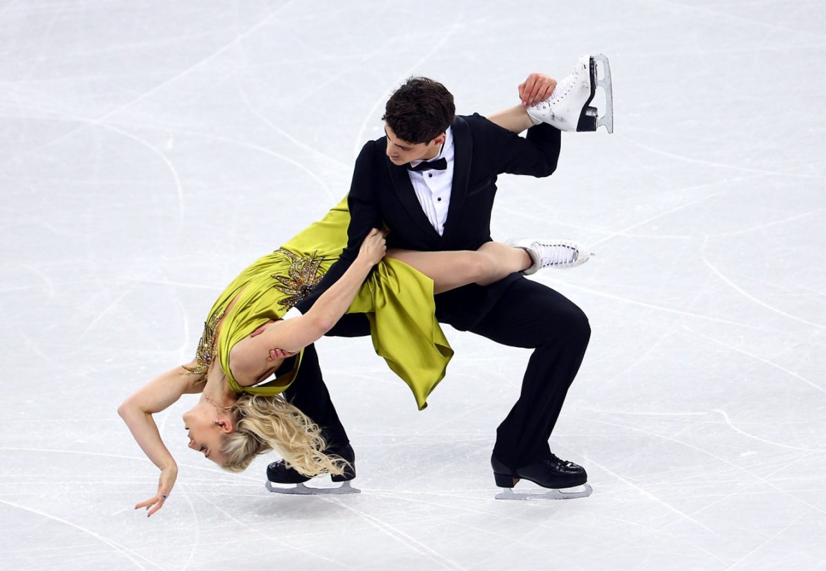 Piper Gilles et Paul Poirier patinent leur programme libre en danse sur glace aux Jeux olympiques de PyeongChang, le 20 février 2018. Photo COC/Jason Ransom