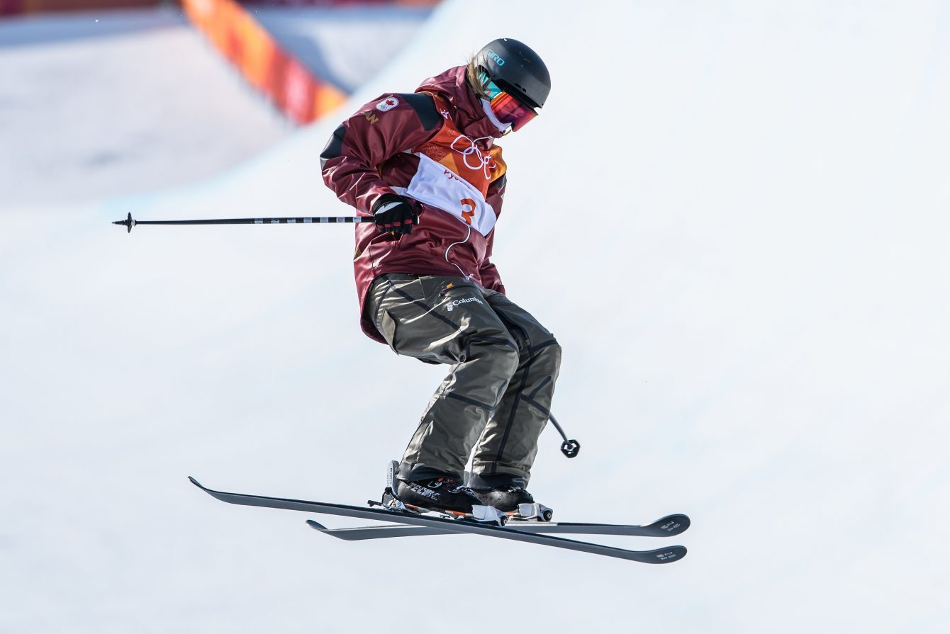Cassie Sharpe remporte l'or en finale de l'épreuve de la demi-lune en ski acrobatique, aux Jeux olympiques d'hiver de Pyeongchang 2018. (Photo: Vincent Ethier/COC)
