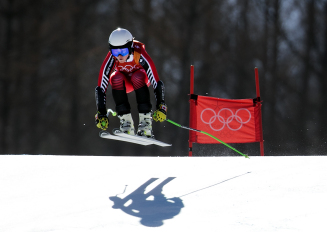 Roni Remme performe lors de l'épreuve du Super-G (Photo par Vaughn Ridley/COC)