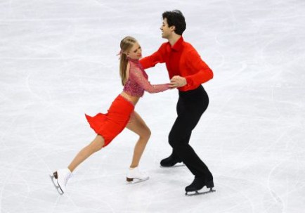 Equipe Canada-Patinage artistique - Kaitlyn Weaver et Andrew Poje- Pyeongchang 2018 Kaitlyn Weaver et Andrew Poje patinent leur programme court de danse sur glace aux Jeux olympiques de PyeongChang, le 19 février 2018. Photo COC/Vaughn Ridley