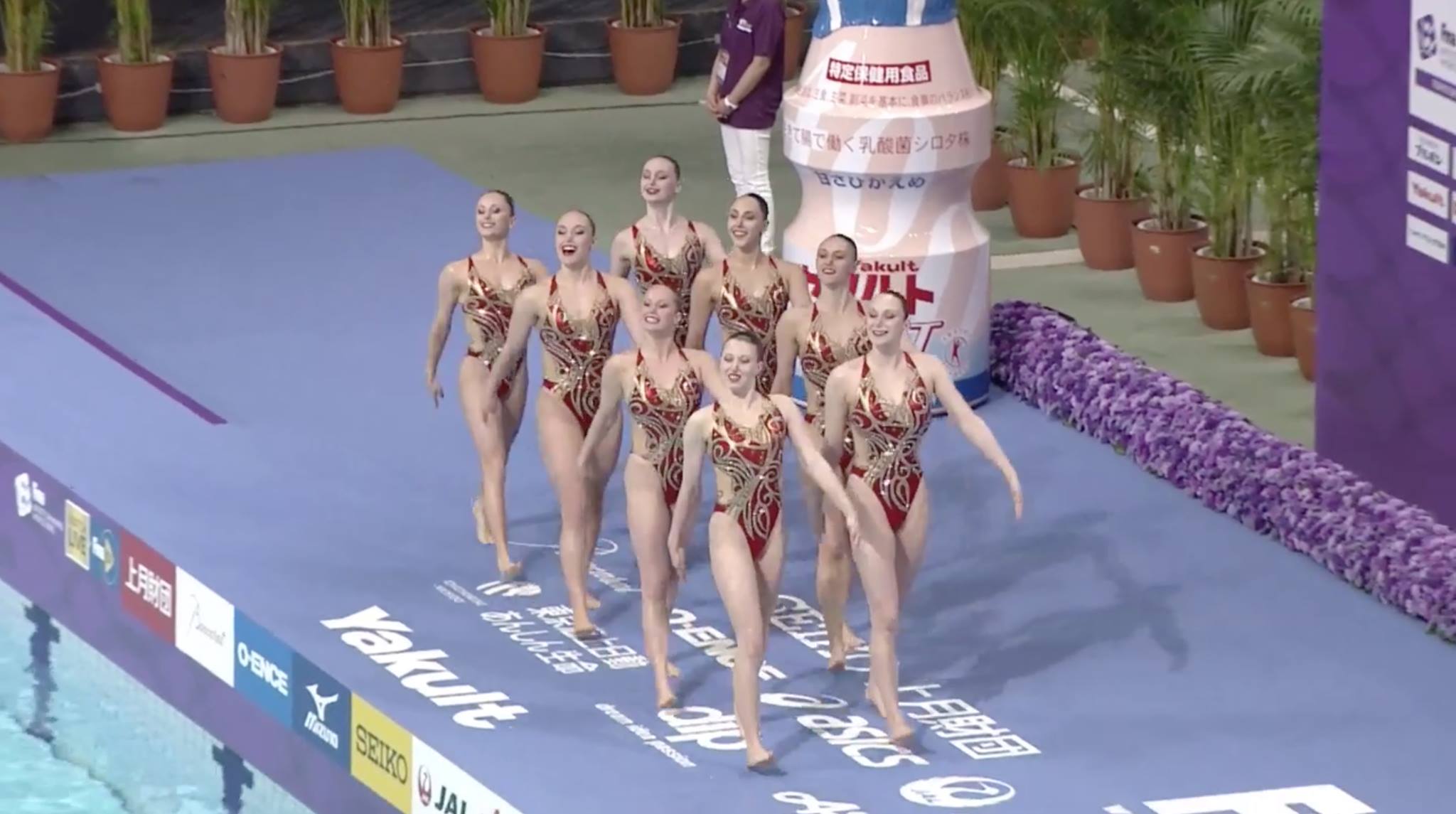 L'équipe canadienne de natation artistique lors de leur programme libre en équipe à la Série mondiale de Tokyo, au Japon, le 28 avril 2019. (Photo Natation artistique Canada/Facebook)