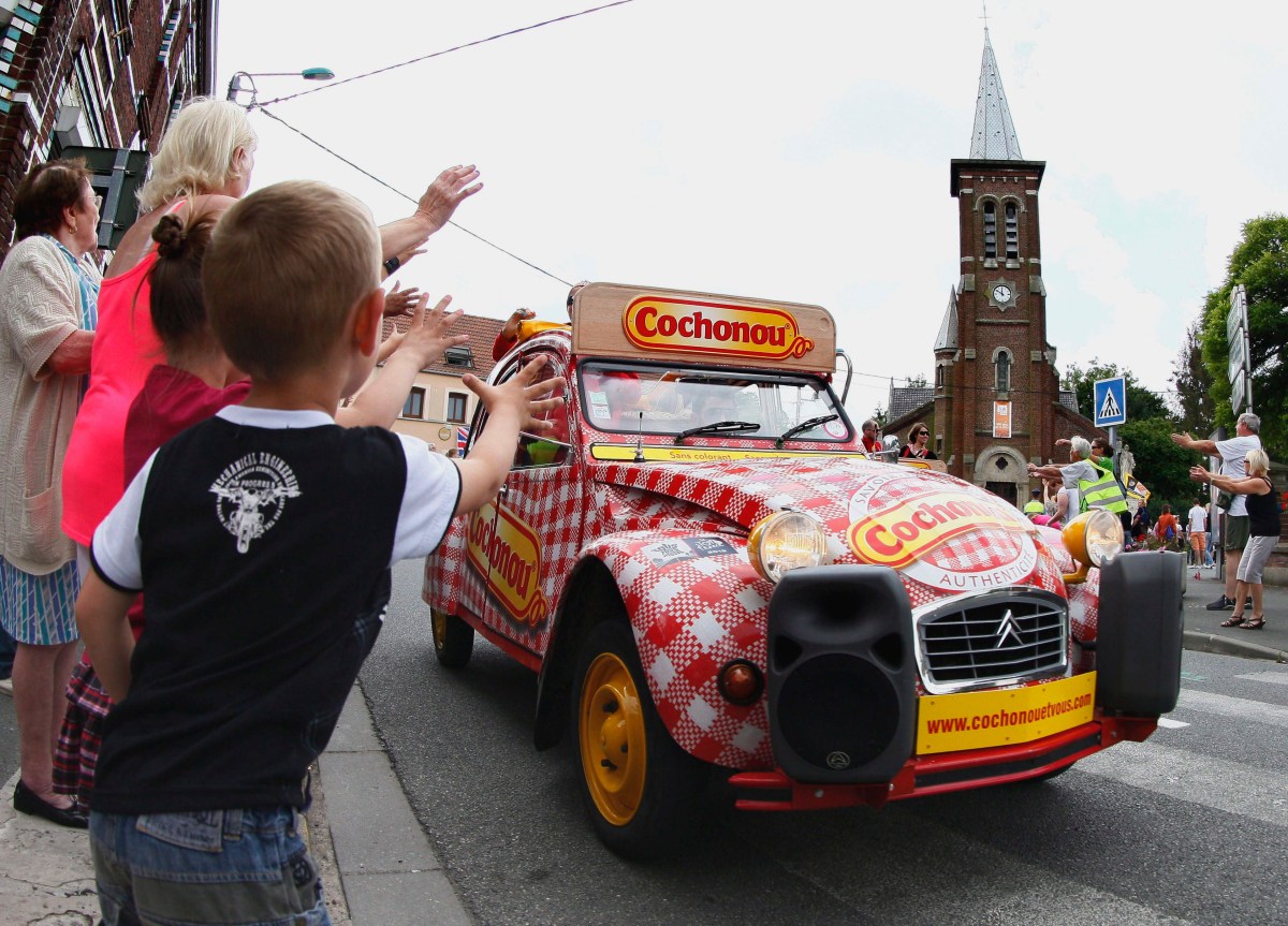 char allégorique de la caravane publicitaire du Tour de France 2018