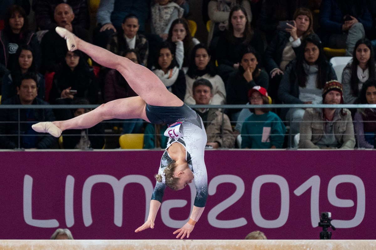 Ellie Black à la poutre à Lima 2019