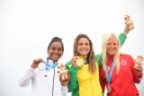 Mathea Odin et les autres médaillées de la planche longue féminine à Lima 2019