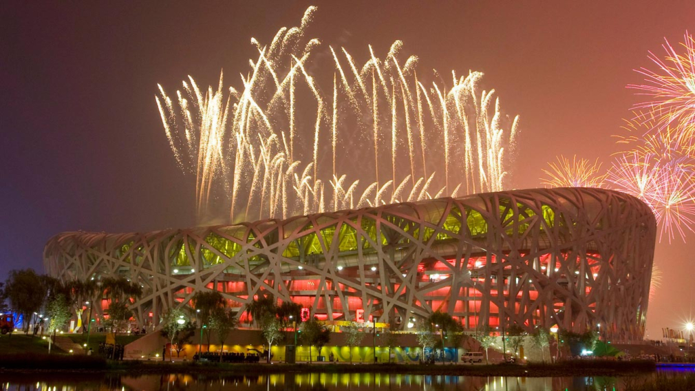 Stade national de Beijing et feux d'artifices