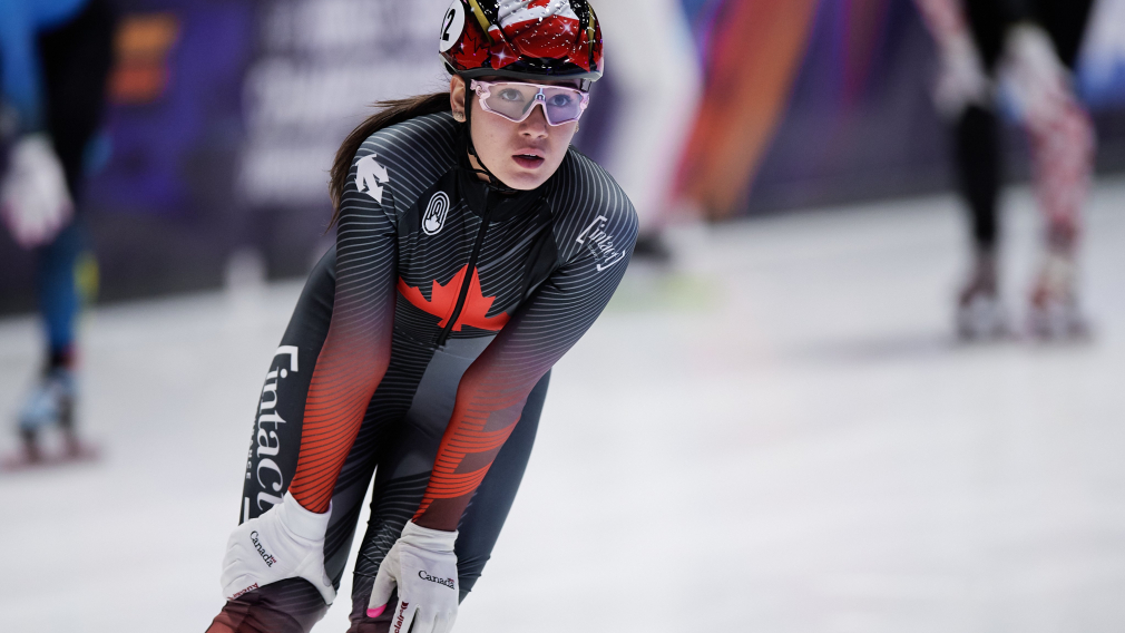 Courtney Sarault reprend son souffle après la course