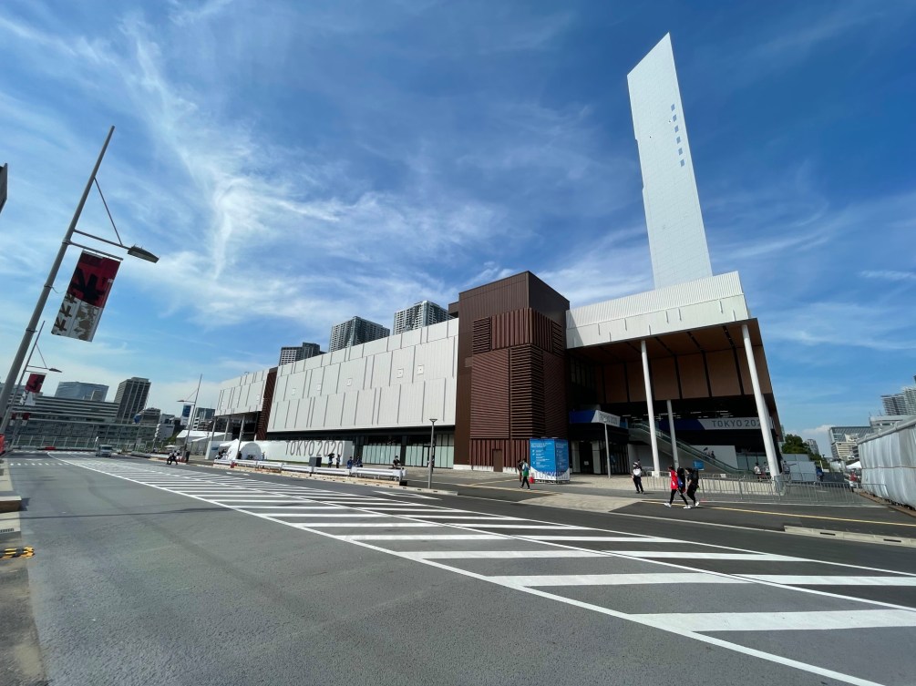 Le centre de conditionnement physique de Tokyo 2020 situé au coeur du village.