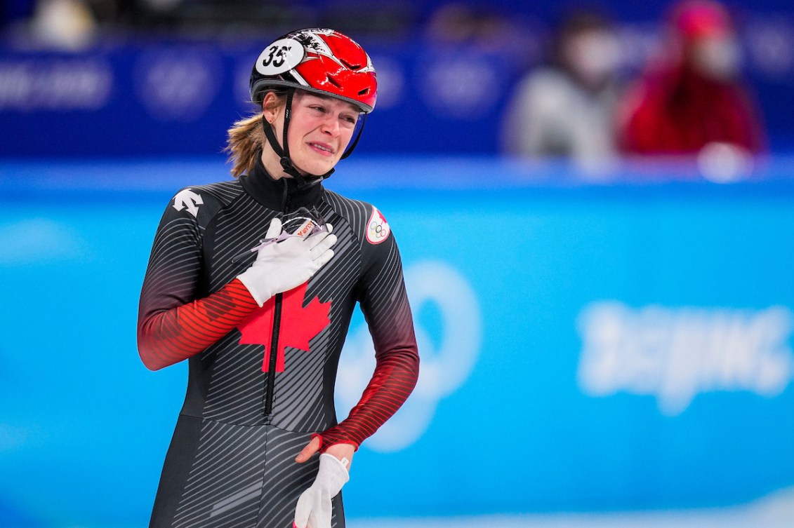 Kim Boutin pleure de joie après sa course.