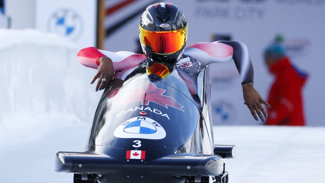 Cynthia Appiah en pleine course de monobob