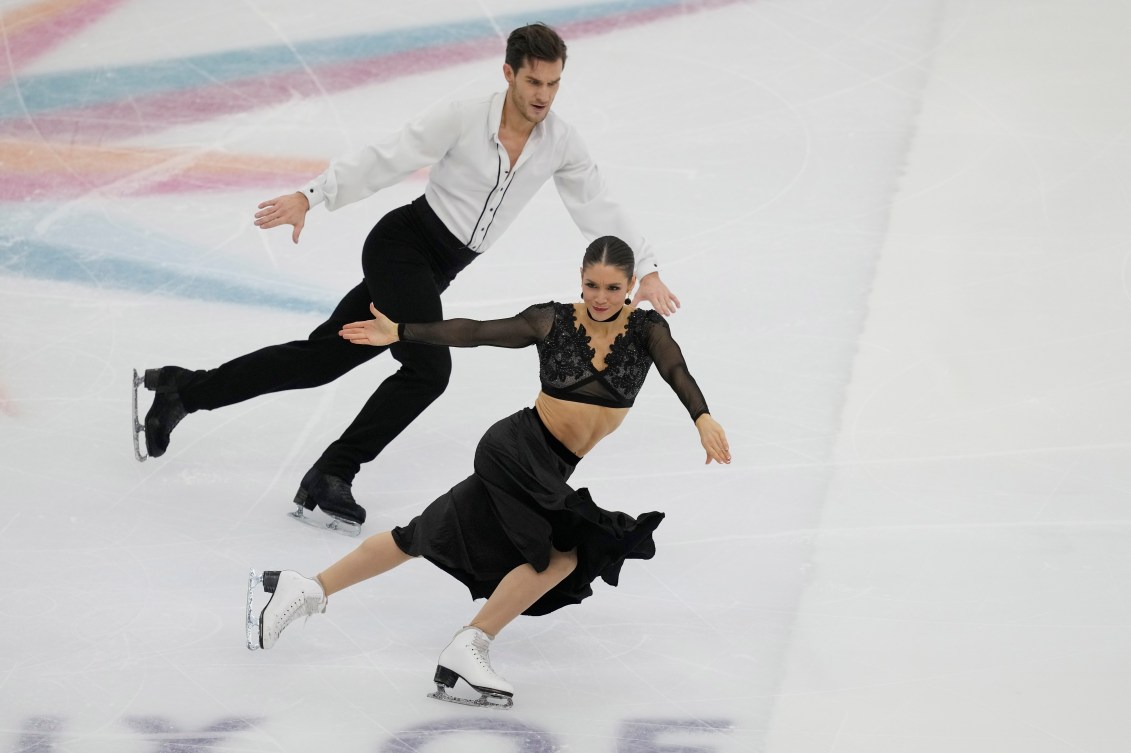 Laurence Fournier Beaudry et Nikolaj Soerensen pendant la danse libre.