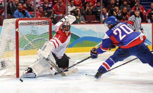 Roberto Luongo Roberto Luongo makes a save