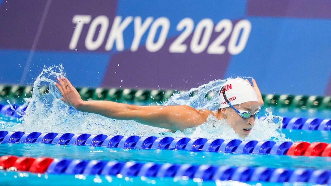 Katerine Savard swims butterfly stroke