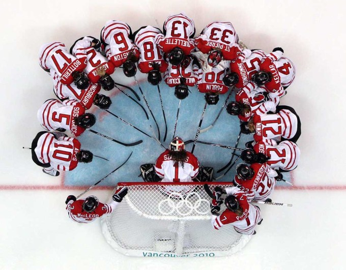 Women's Hockey 2010 Photo: CP Images