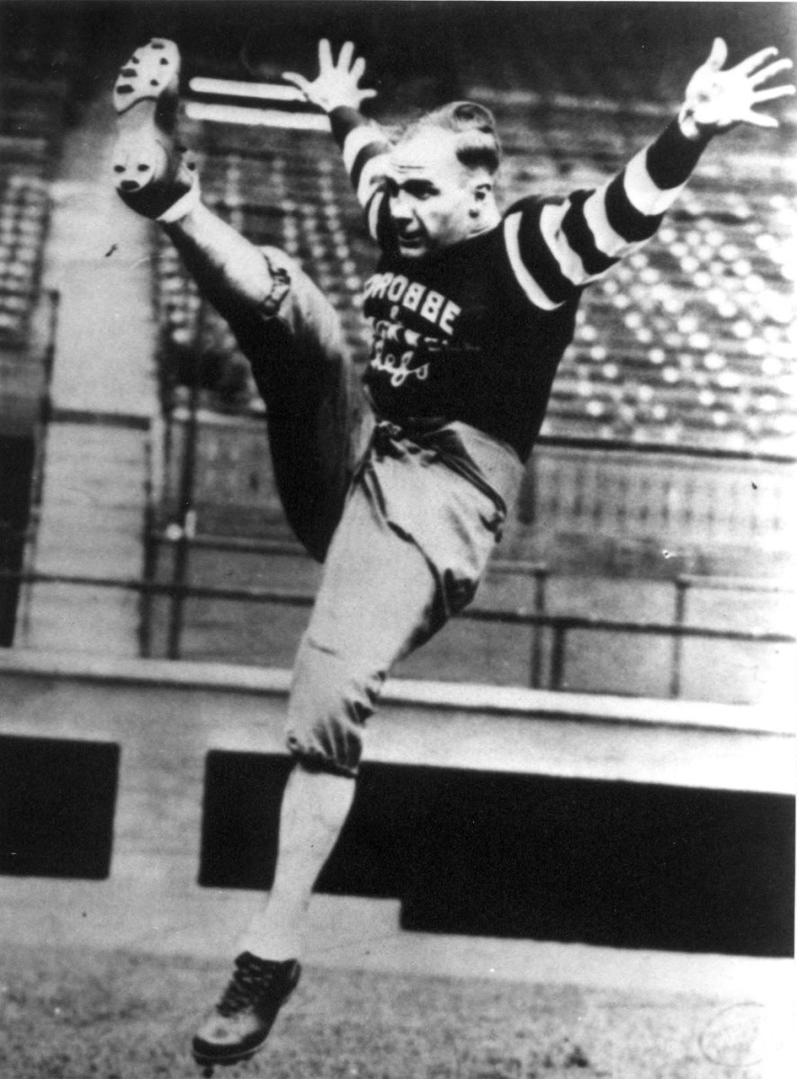 Lionel Conacher (Photo: Canadian Press)