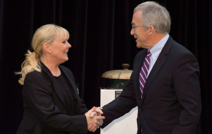 Elizabeth Manley Elizabeth Manley congratulated by Colin MacDonald, chair of Canada's Sports Hall of Fame board of governors.