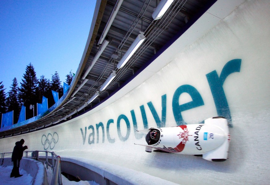 Helen Upperton Shelley-Ann Brown & Helen Upperton (Vancouver 2010)