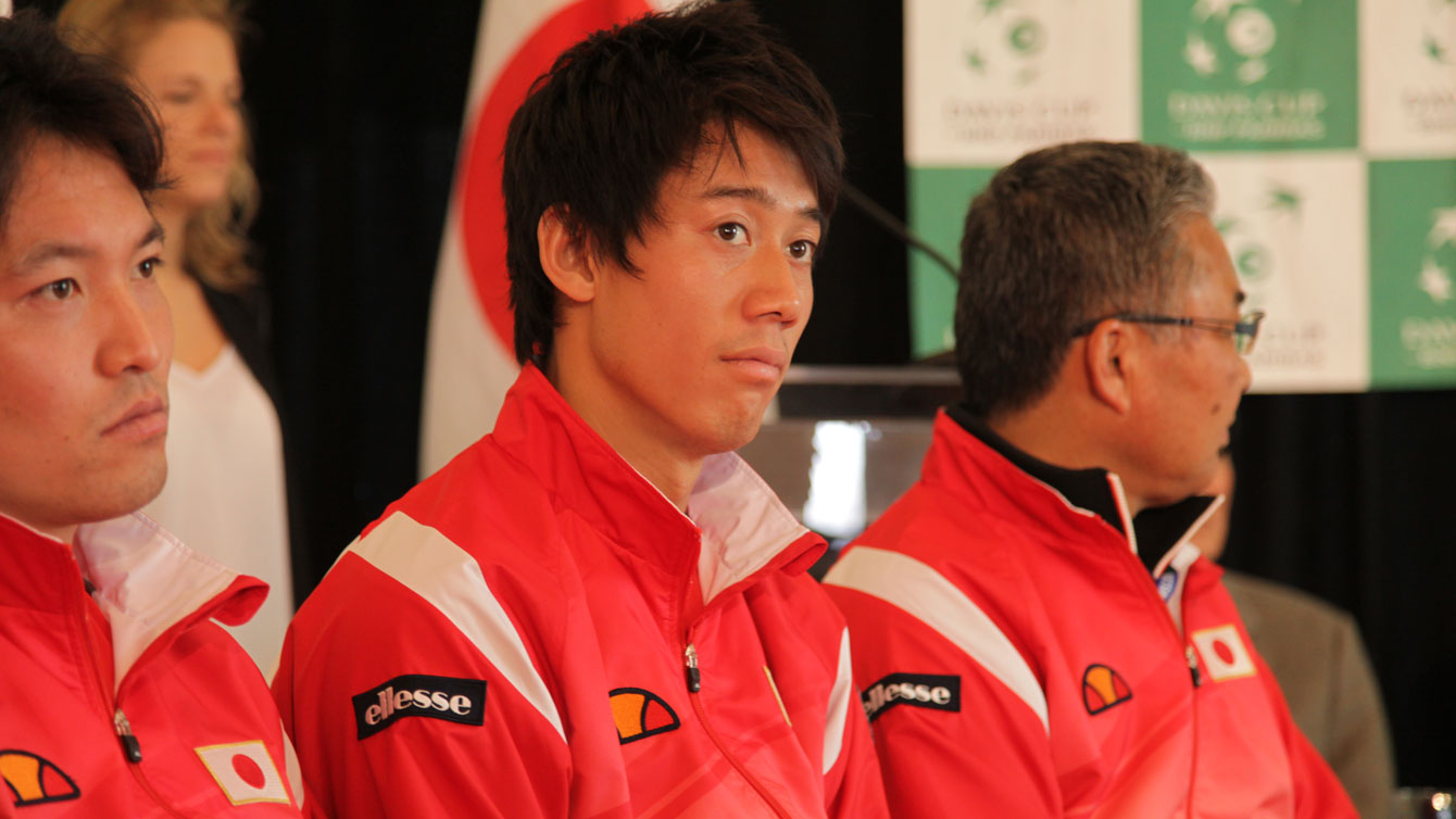 Kei Nishikori (centre) at the Canada-Japan Davis Cup draw. 