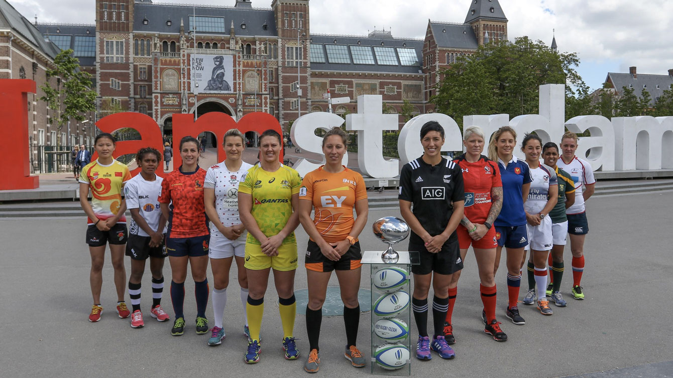 Jen Kish (in red on the right) lines up with other captains at Amsterdam Sevens (Photo: World Rugby).