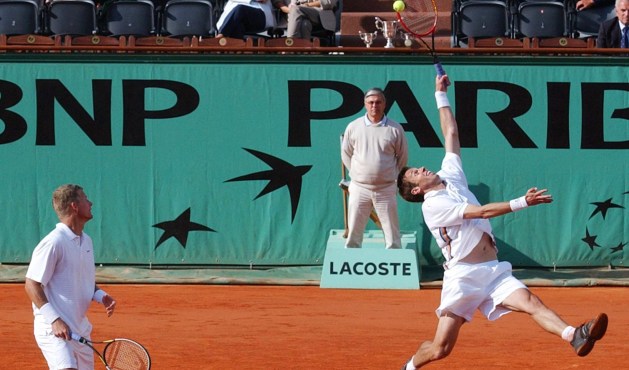 Daniel Nestor (right) and Mark Knowles fighting back in the men's double final at the French Open, June 8, 2002.