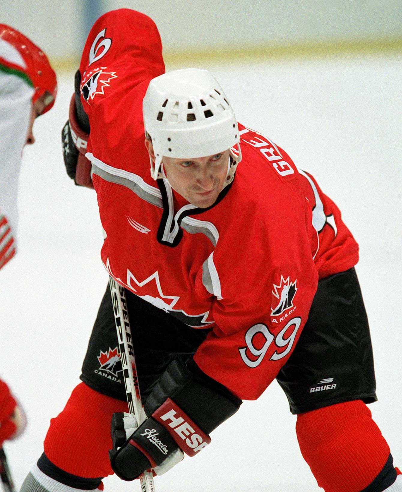 Gretzky-in-post-