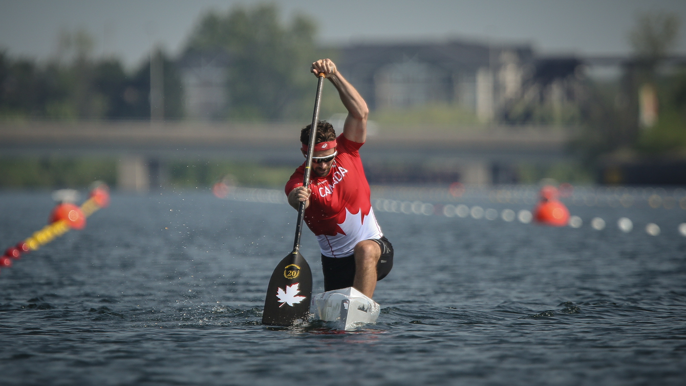 Mark Oldershaw competes at the Canoe/Kayak Centre in Welland, Ontario (Alexandra Fernando for COC). 